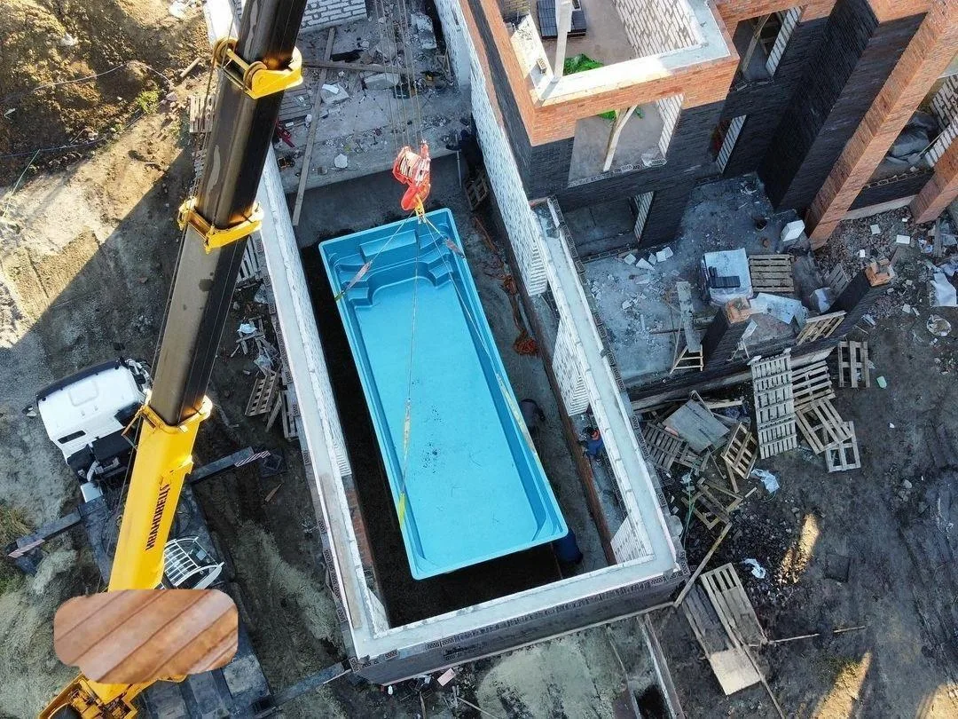 Laguna 9 — зона отдыха у бассейна в Тольятти